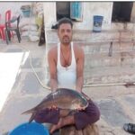 मछली पालन से आत्मनिर्भर बने प्रकाश धीवर, 20 लोगों को रोजगार देकर बना प्रेरणास्त्रोत