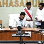 कलेक्टर विनय लंगेह ने जनदर्शन में सुनीं 60 शिकायतें, तुरंत कार्रवाई का किया वादा