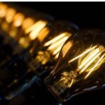 दिल्ली में बिजली की दरों में भारी बढ़ोतरी के आसार! ट्रिब्यूनल ने खारिज की याचिका, उपभोक्ताओं को होगा ‘बिजली का झटका’