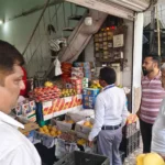 खाद्य विभाग की कार्रवाई में लालपुर मार्केट से 40 किलो फल नष्ट, 5 सैंपल लैब भेजे गए