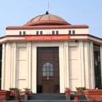 हाईकोर्ट का बड़ा फैसला, NHM कर्मचारी की बर्खास्तगी पर लगाई रोक, कहा- सुनवाई जरूरी