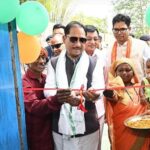 लेमरू में पक्के घर का सपना हुआ साकार: मुख्यमंत्री ने प्रधानमंत्री आवास योजना से हितग्राही का कराया गृह प्रवेश