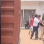 सरेआम मैनेजर पर हमला, पेट्रोल पंप पर जमकर बवाल: लिमिट से ज्यादा पेट्रोल देने का विरोध