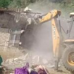 महामाया पहाड़ में बड़ी कार्रवाई: 20 अवैध मकान ध्वस्त, वन विभाग ने अतिक्रमण हटाया