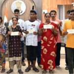 बंदूक छोड़ आत्मसम्मान की राह पर 50 युवा, सरकार ने मंजूर किए 70.68 लाख; 13 आत्मसमर्पितों को मिले 24.30 लाख के चेक